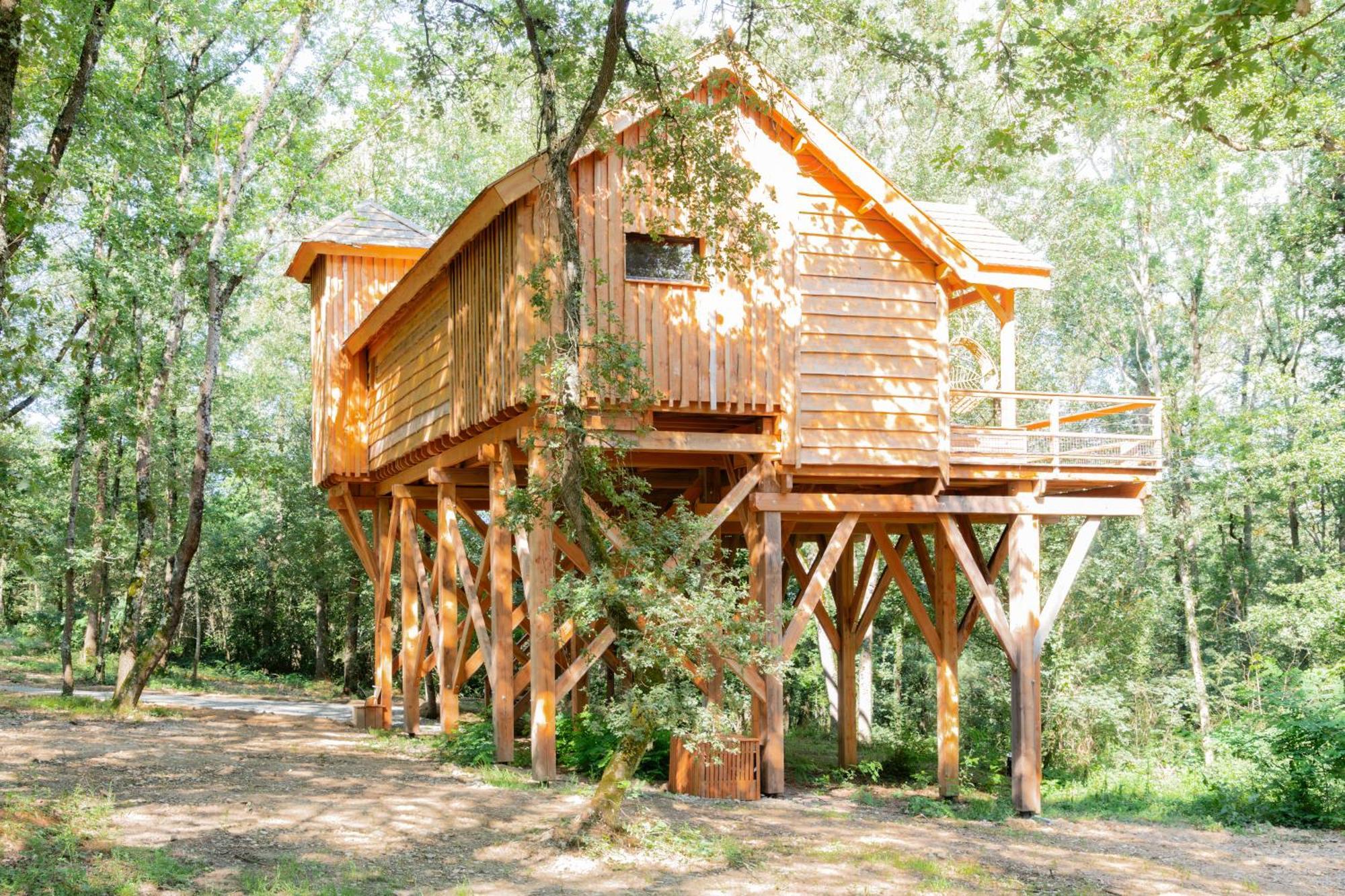Dolce Et Cabane Berat Exterior foto