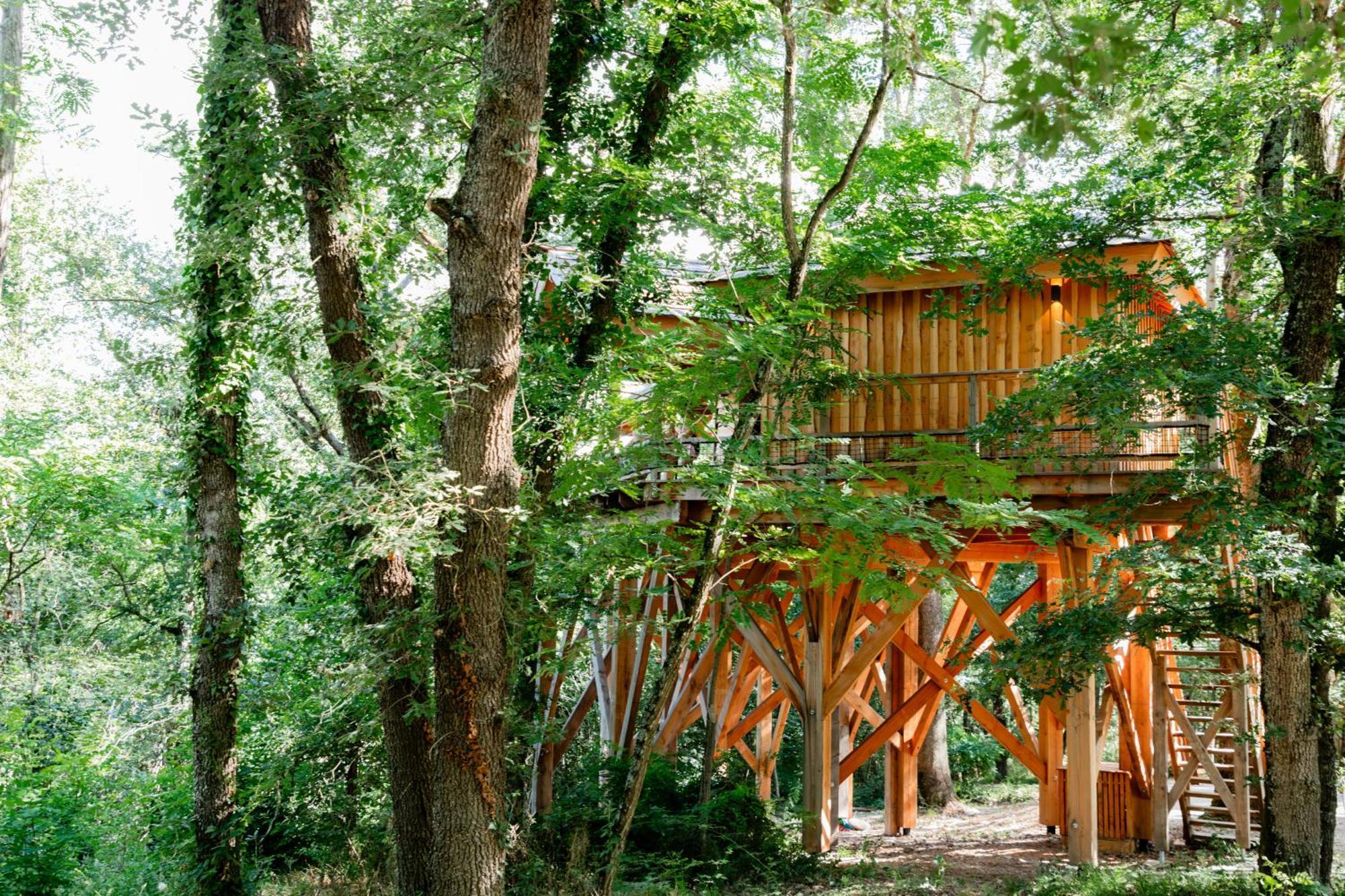 Dolce Et Cabane Berat Exterior foto