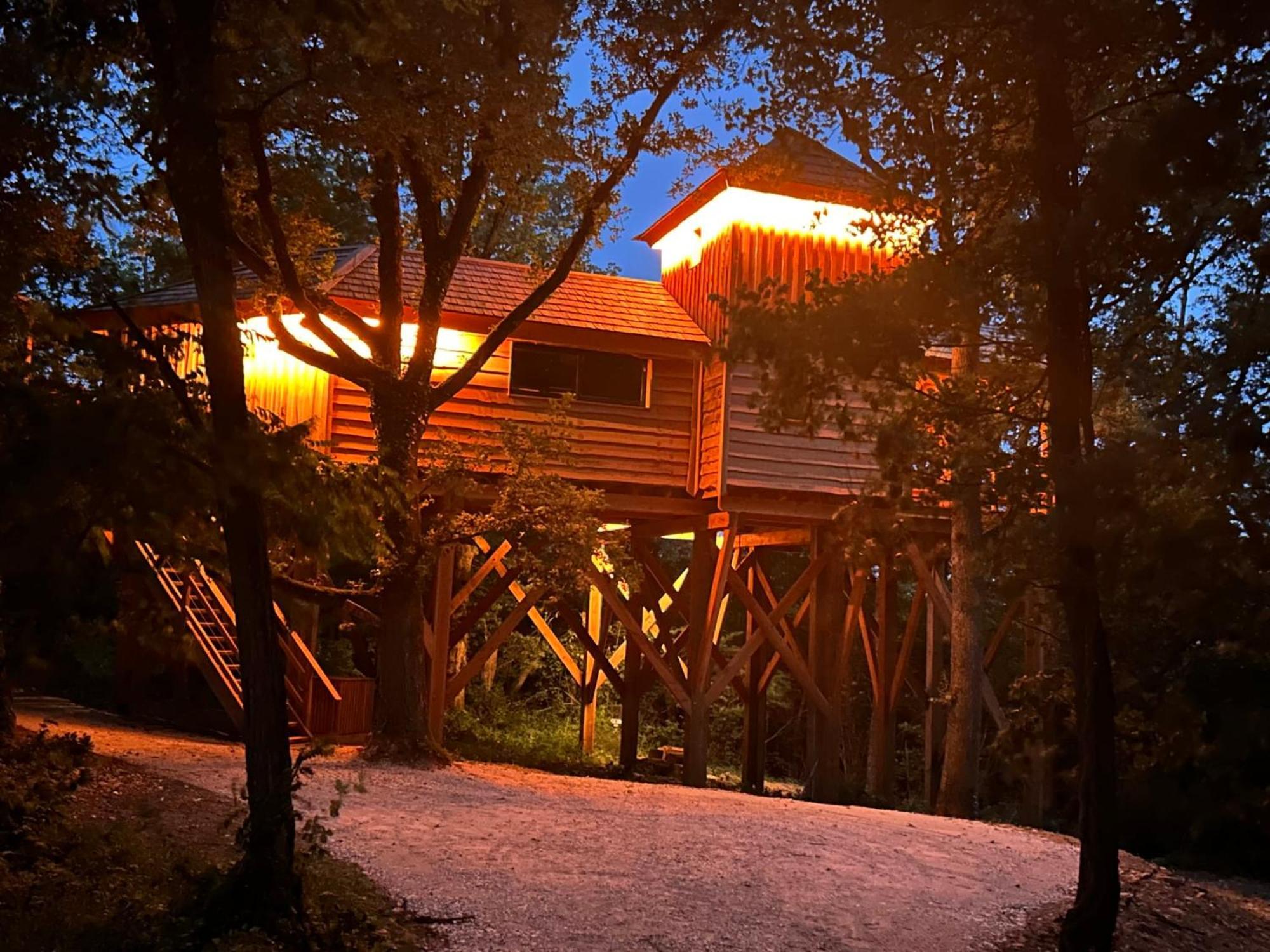 Dolce Et Cabane Berat Exterior foto